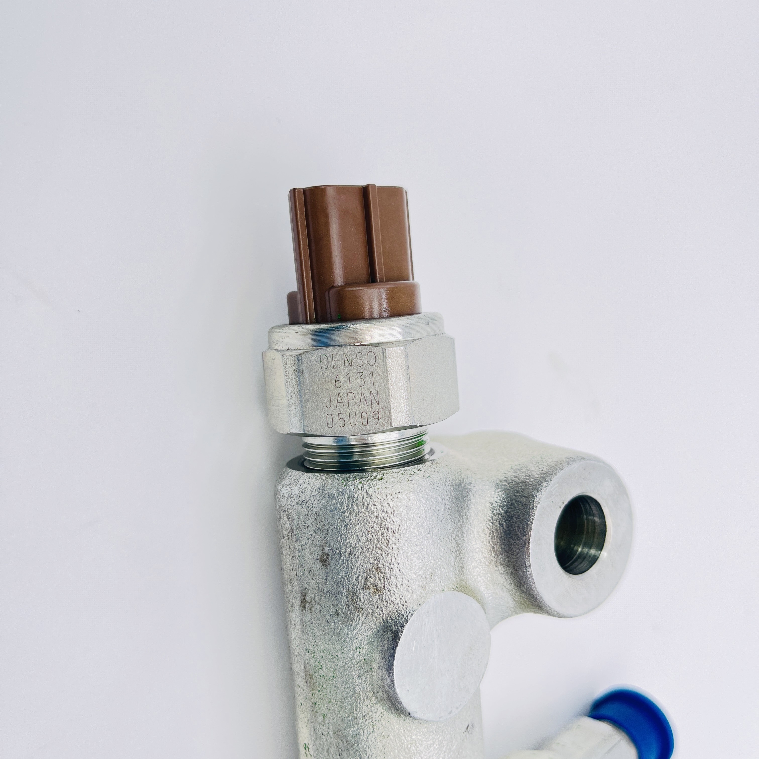 095440-0851 (8) ) 095440-0851 (8)