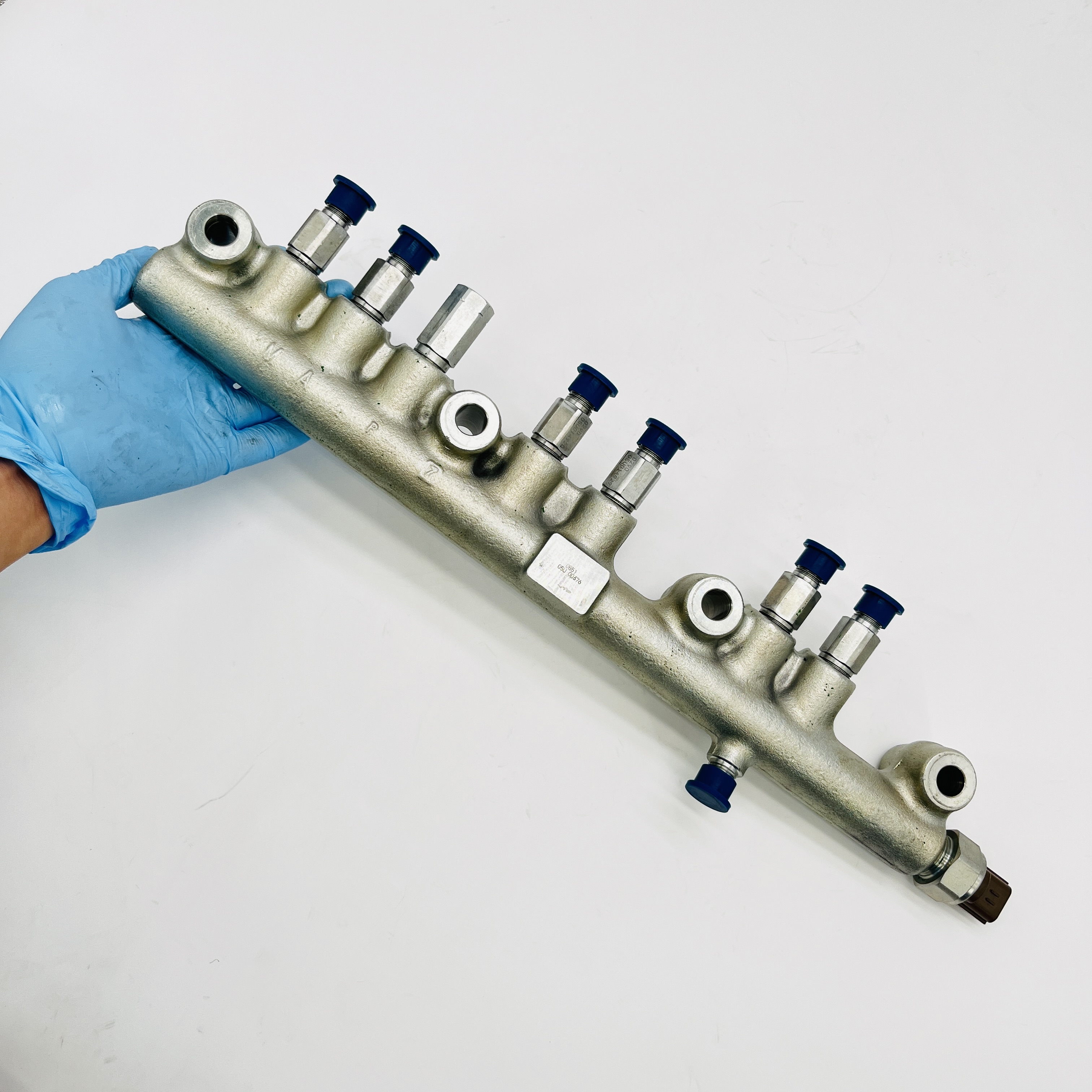 095440-0851 (3) 095440-0851 (3)