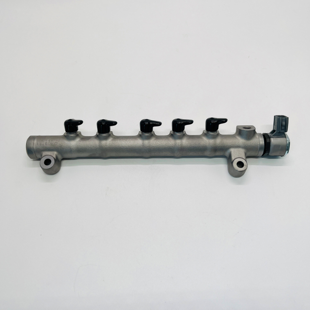 Труба Common Rail 095600-5261 31303612