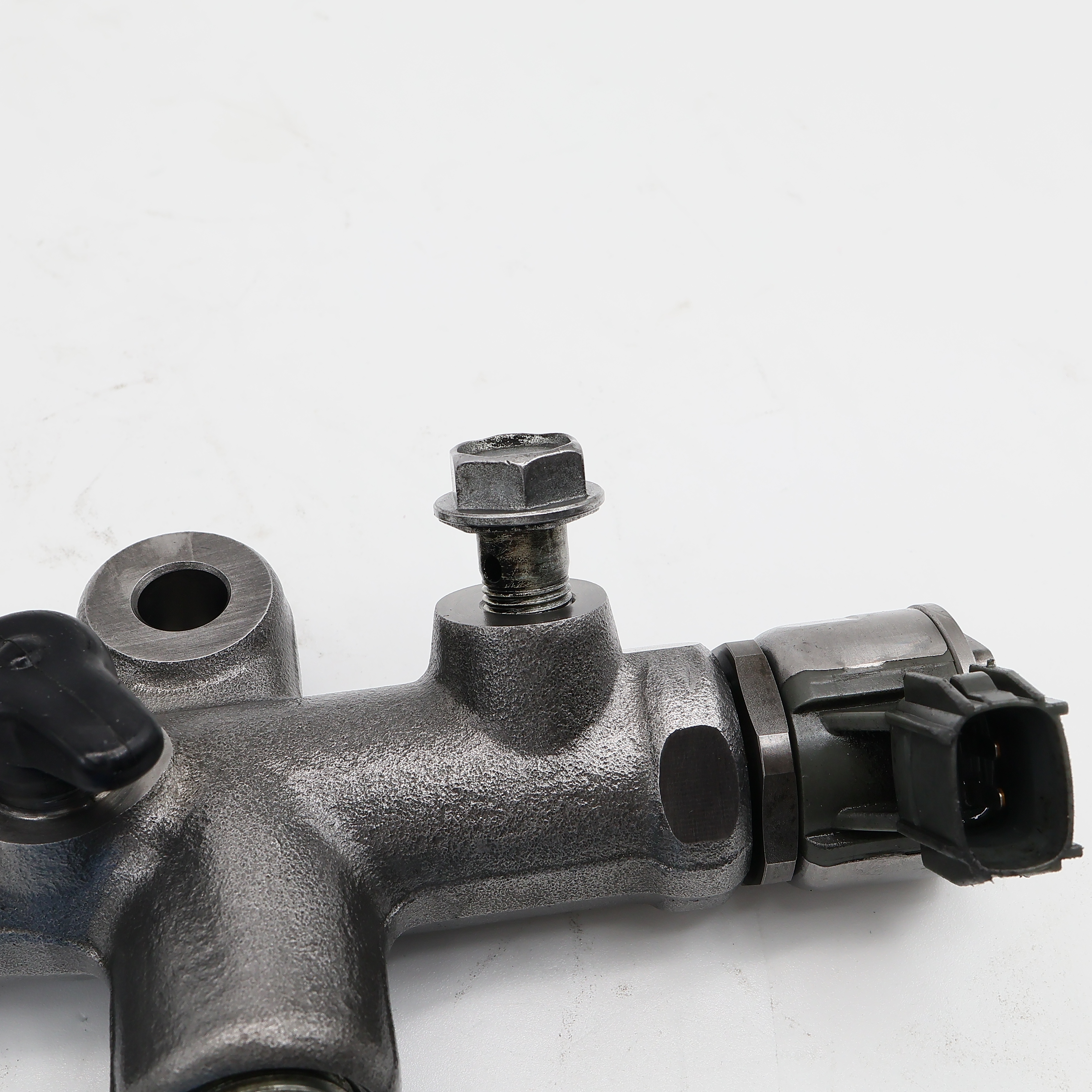 Труба Common Rail 095600-5600 8982534430