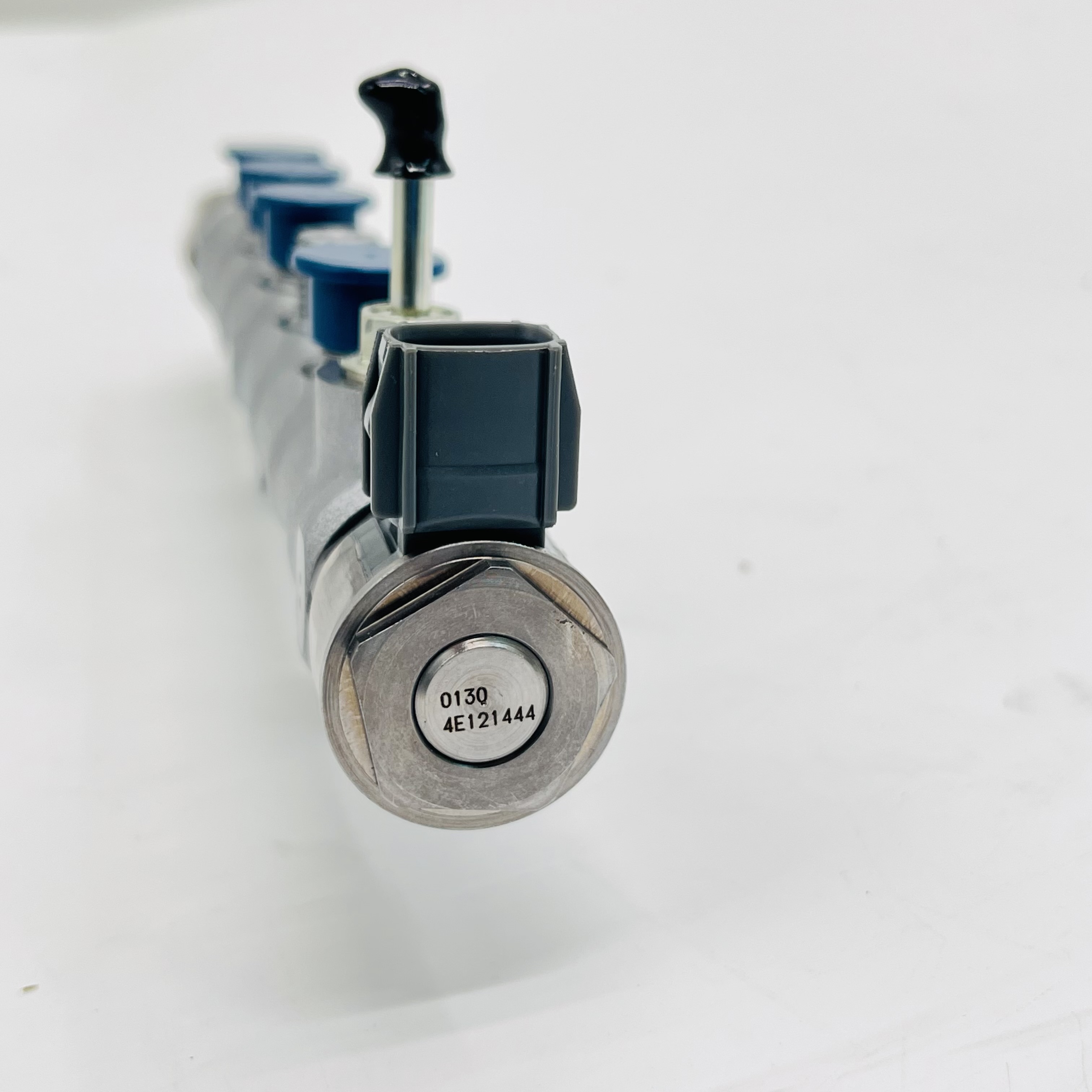 Труба Common Rail 095600-8860 095600-5470 23810-0E010 23810-0E011 23810-0E030 23810-11030