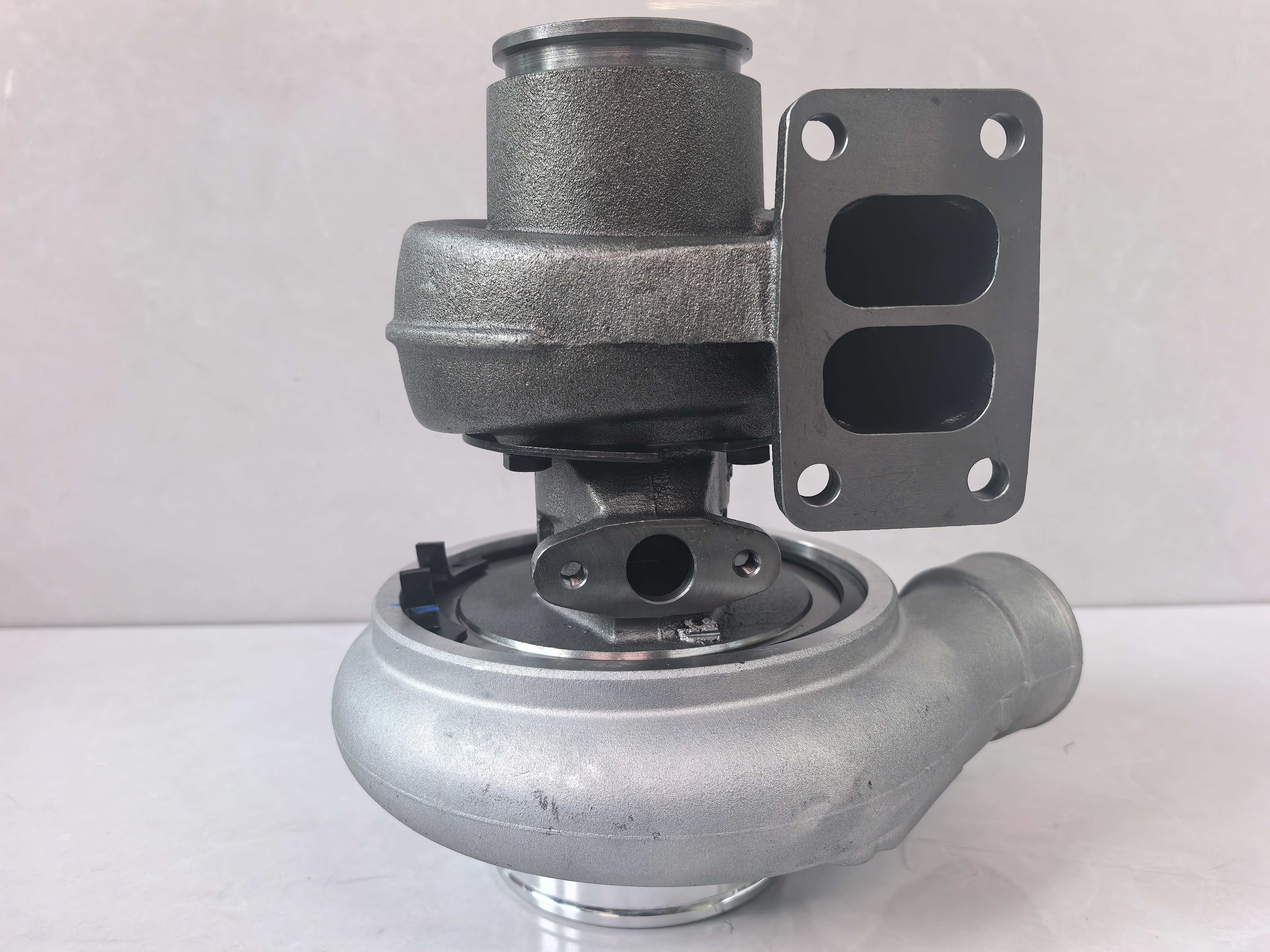 Турбокомпрессоры 6742-01-5208