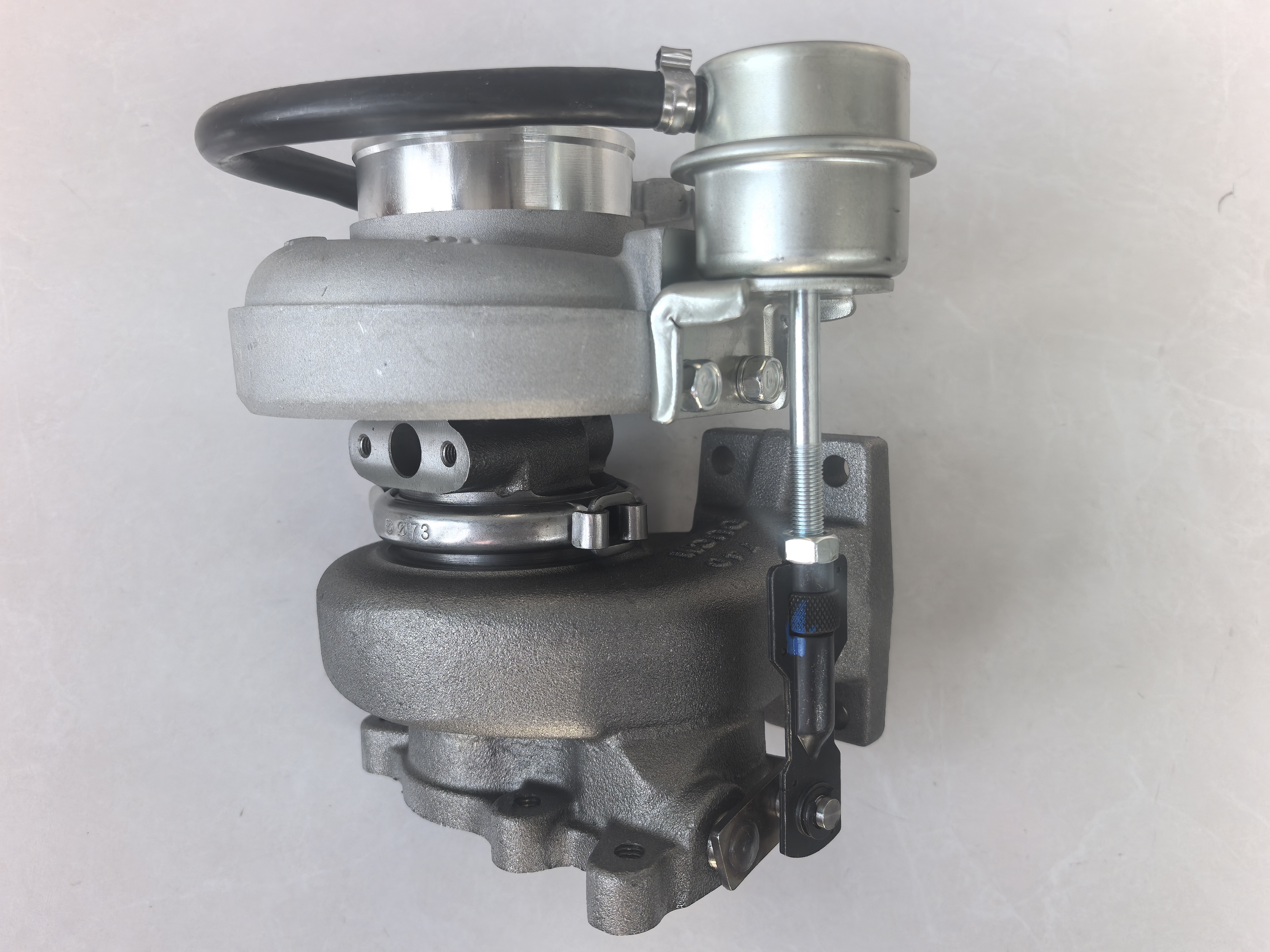 Турбокомпрессоры 2835142 4043976