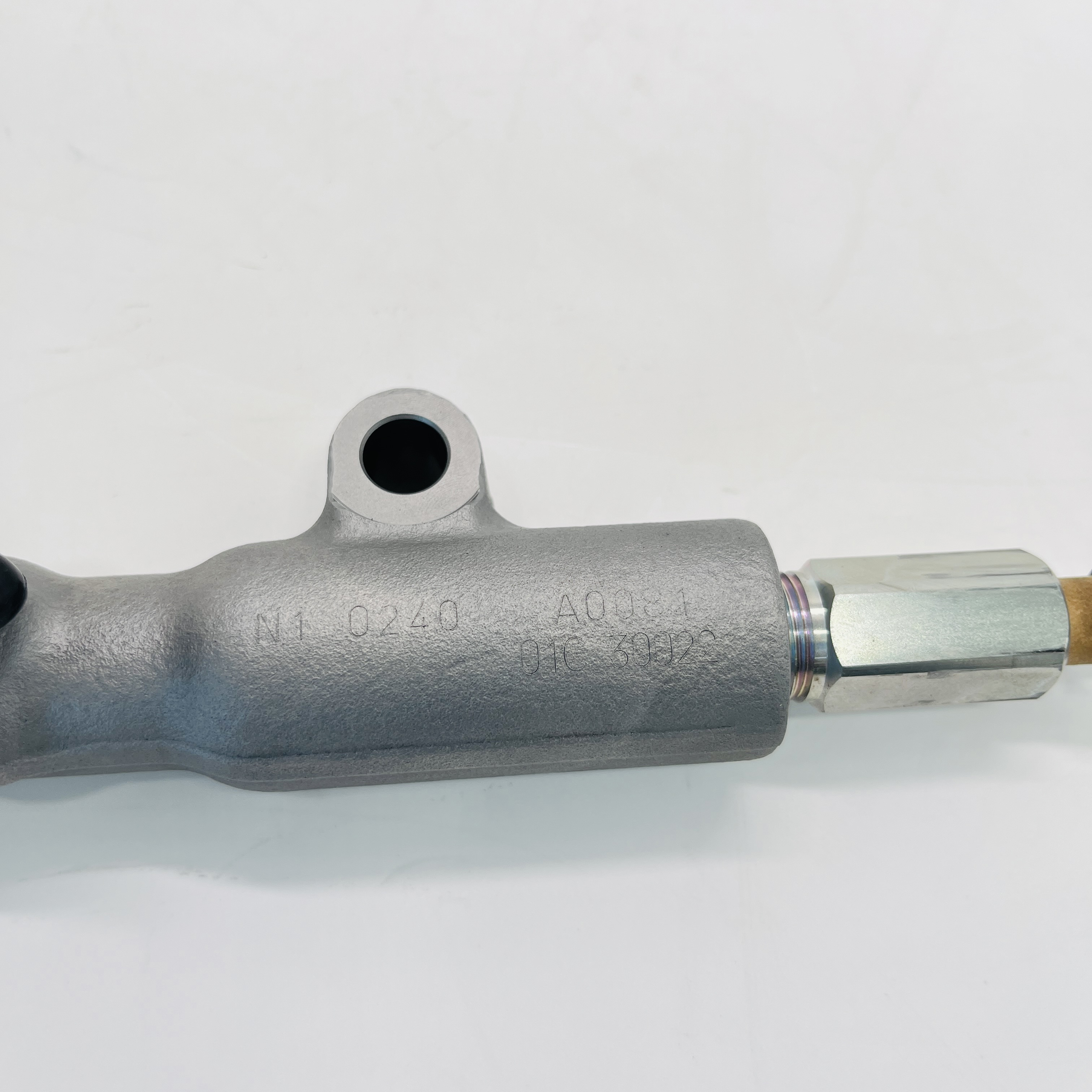 Труба Common Rail 095440-0081 23810-E0030 23810-E0240