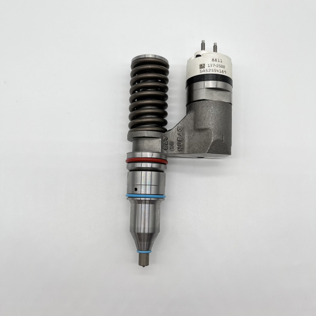 Инжектор кошки 137-2500 0r-8773