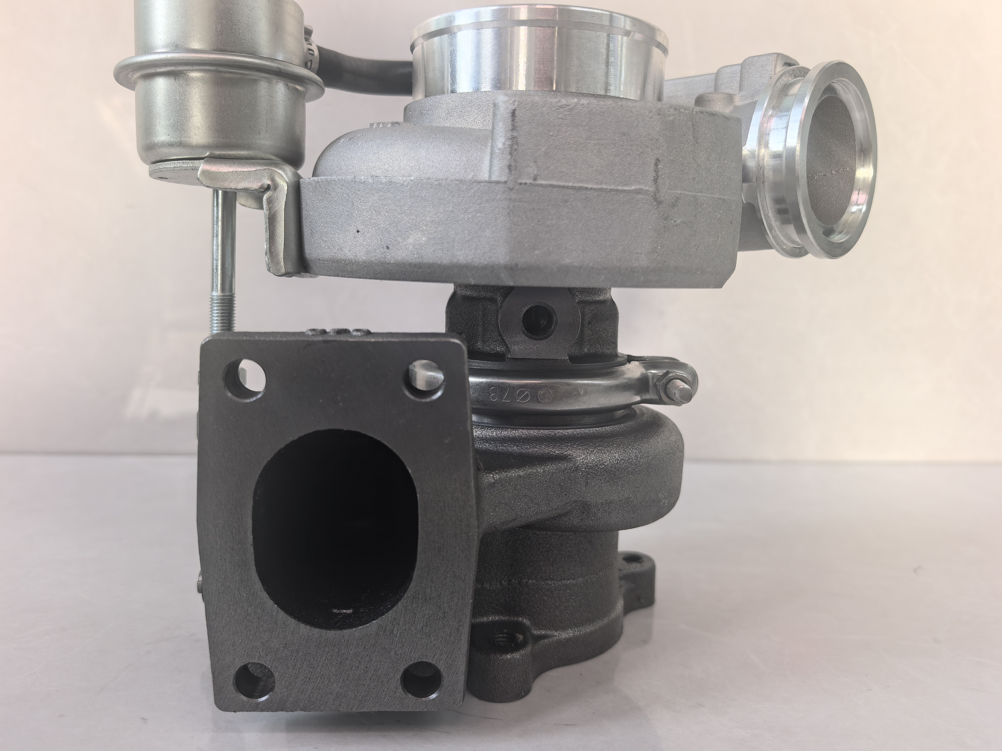 Турбокомпрессоры 3594360 4025329