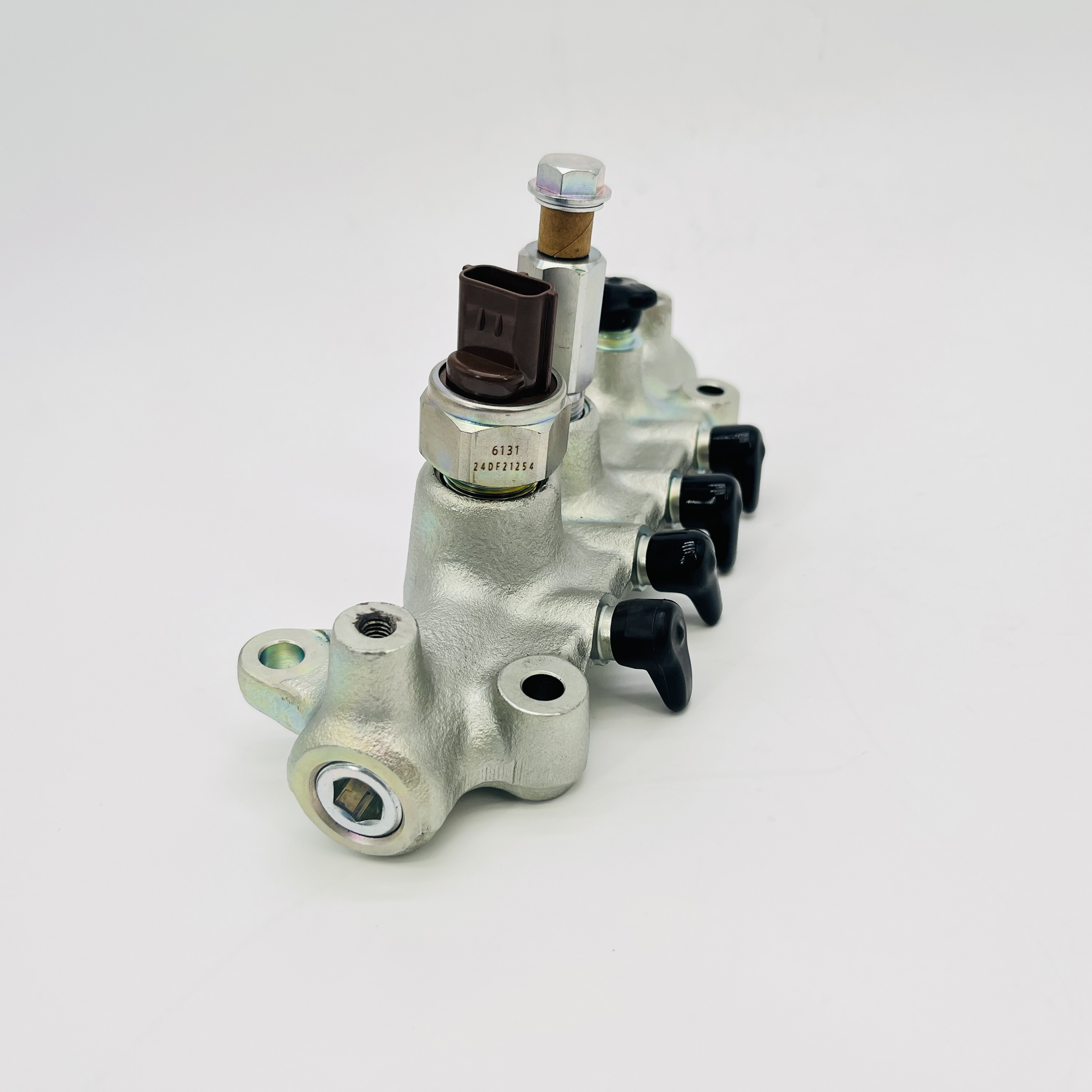 Труба Common Rail 095440-0910 8-98011888-1