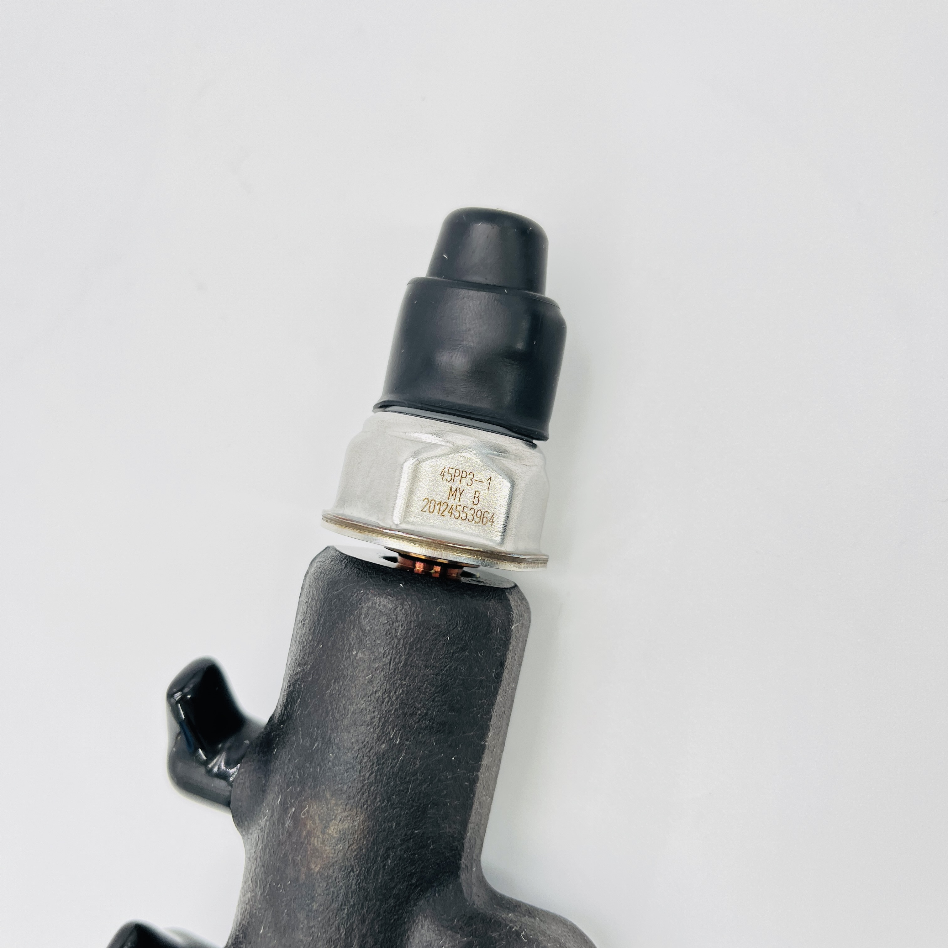 Труба Common Rail 095440-0640 1465A034