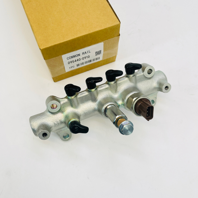 Труба Common Rail 095440-0910 8-98011888-1