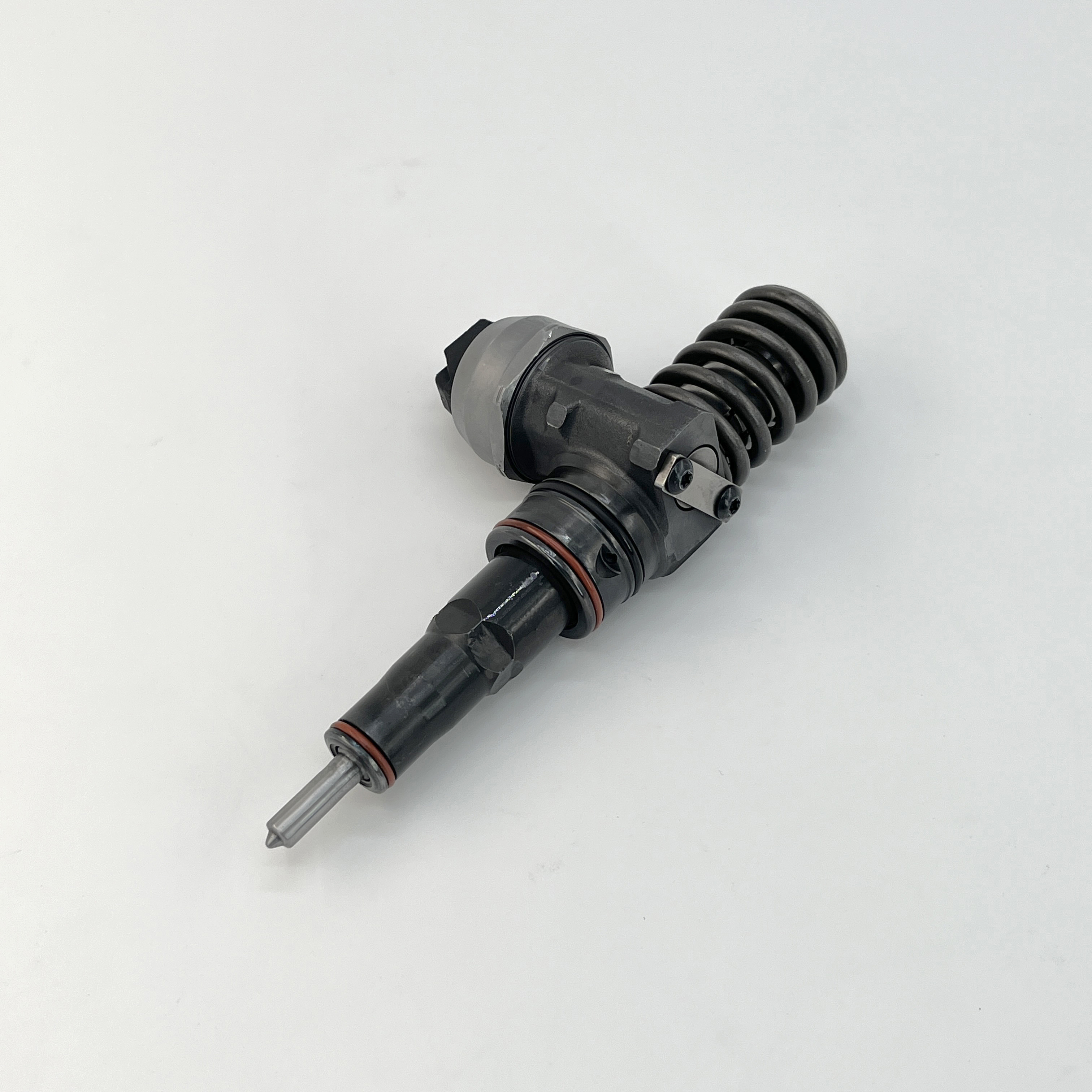 Инжектор Common Rail 0414720115